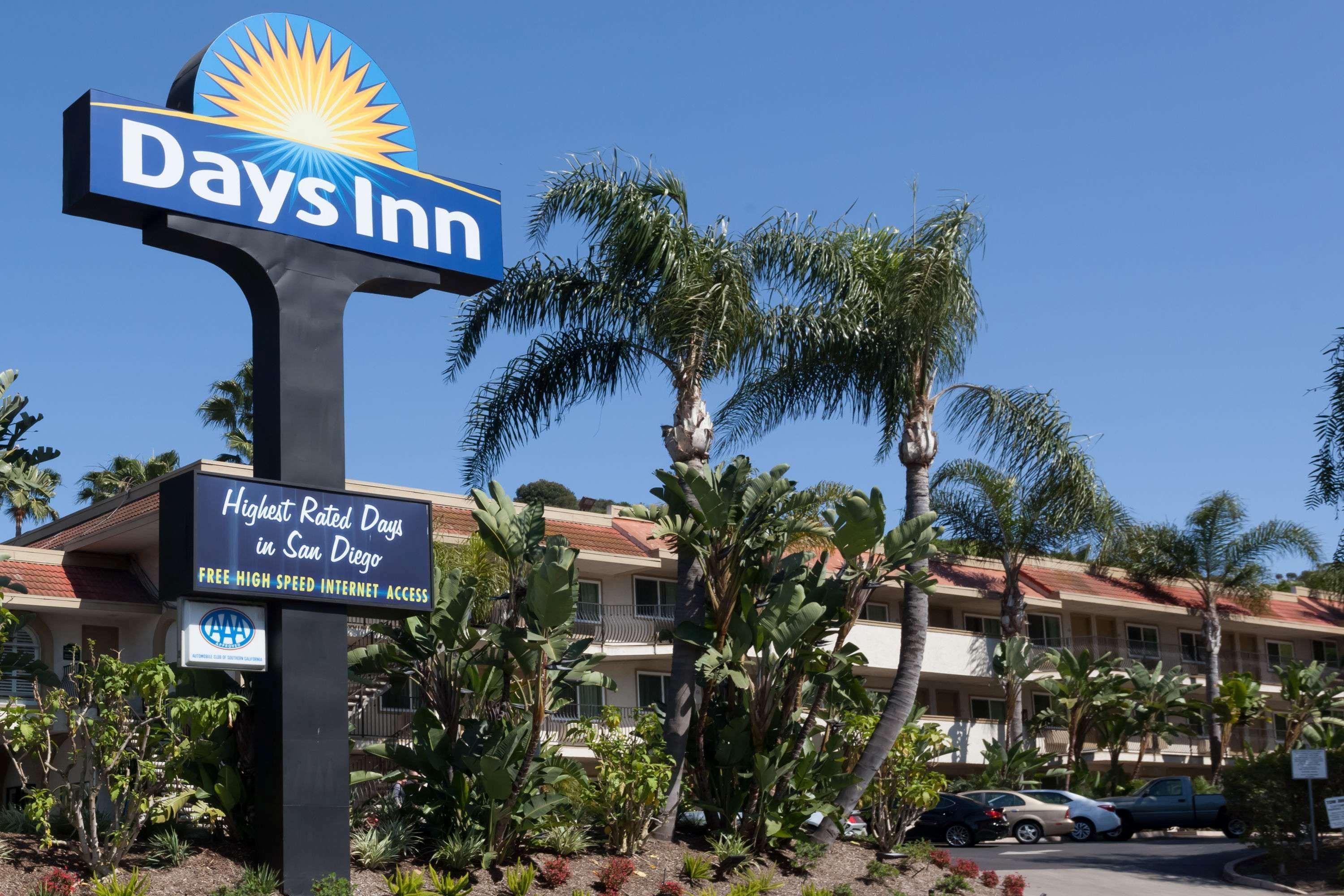 Days Inn By Wyndham San Diego Hotel Circle Buitenkant foto